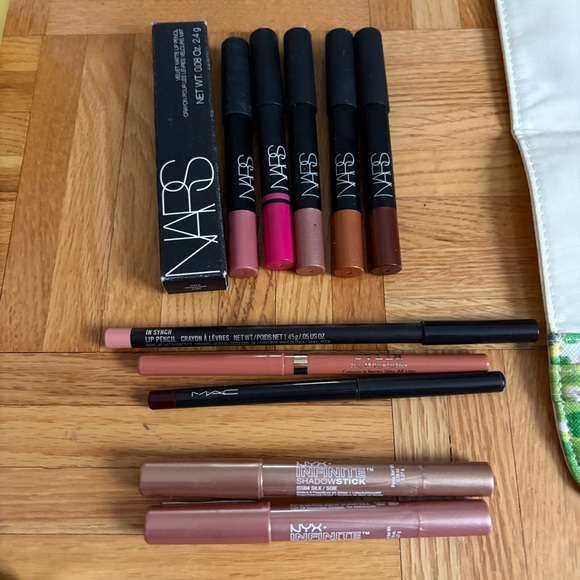 Lip Product Bundle: MAC, NARS, Face Shop, Smashbox, Sephora, L’Oreal etc - New - Picture 10 of 10